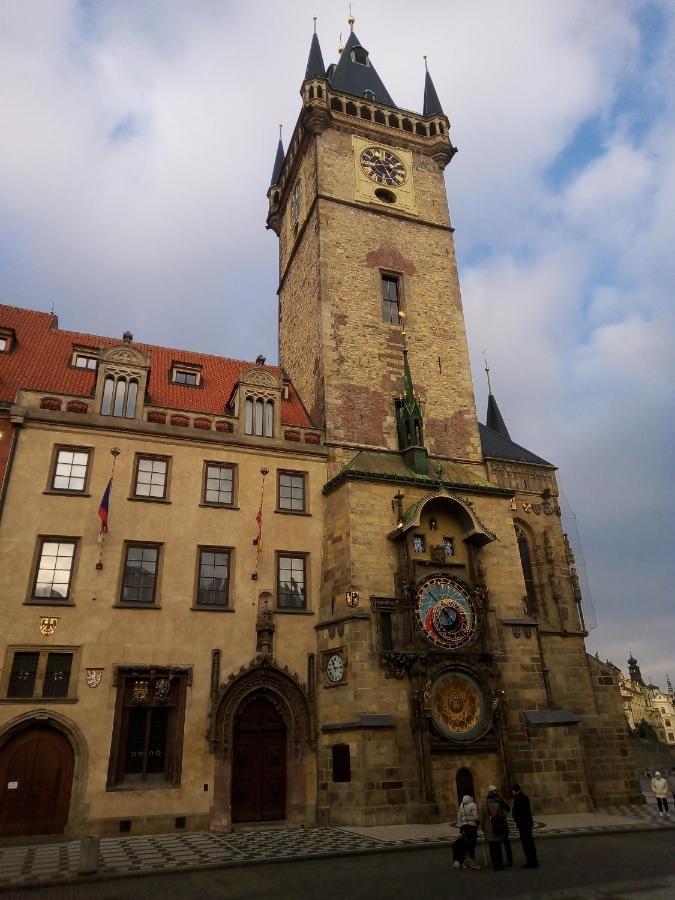 Apartricanova Prag Exteriör bild