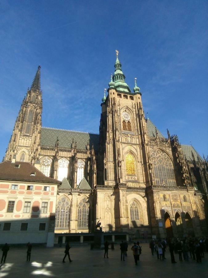 Apartricanova Prag Exteriör bild