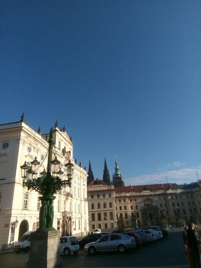 Apartricanova Prag Exteriör bild